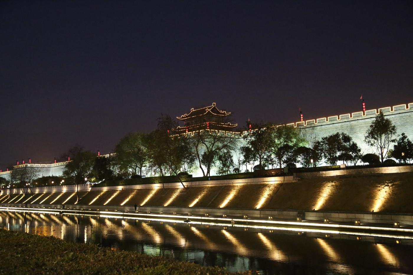 美奂绝伦的西安夜景--西安城墙